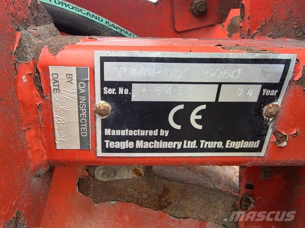 TEAGLE TOMAHAWK 5050 Debalotare, taiere, impachetare