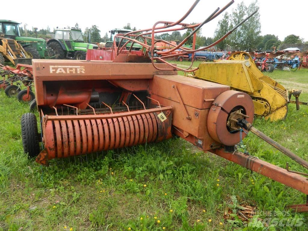 Deutz-Fahr HD300 Baler dreptunghiular