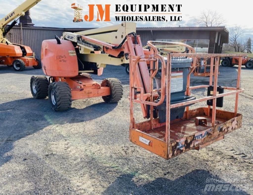 JLG 450 AJ Nacele cu brat articulat
