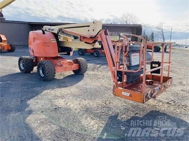 JLG 450 AJ Nacele cu brat articulat