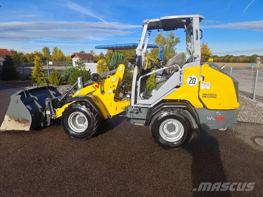 Wacker Neuson WL 28 Incarcator pe pneuri