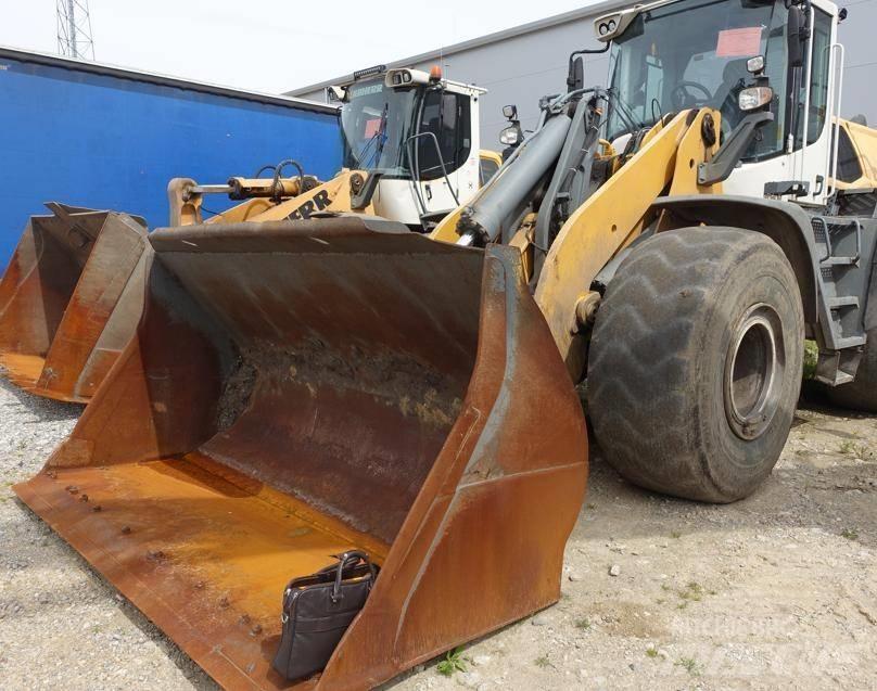Liebherr L 566 Incarcator pe pneuri