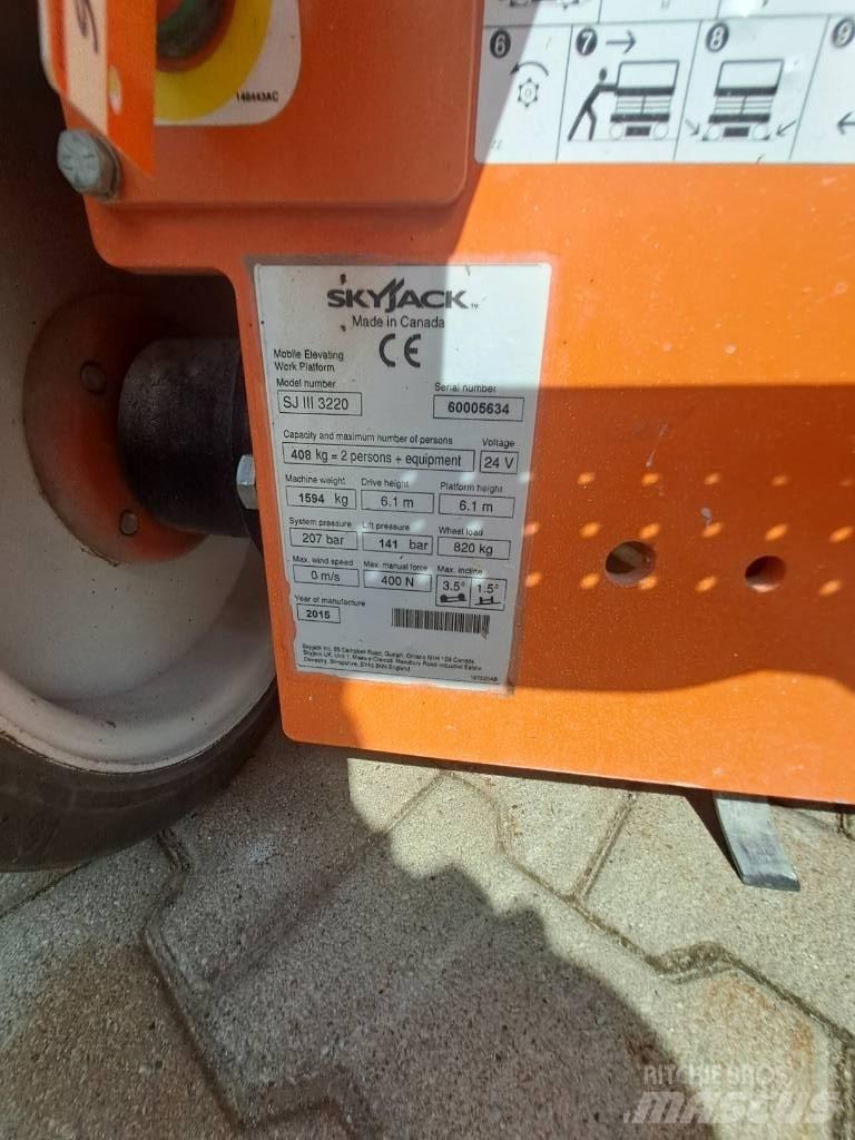 SkyJack SJIII 3220 Platforme foarfeca