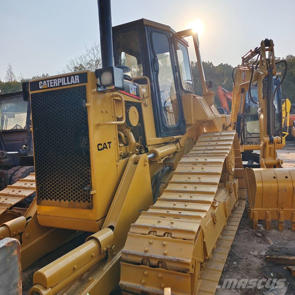CAT D 6 M Buldozere pe senile