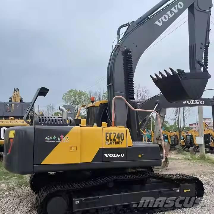 Volvo EC240D Excavatoare pe șenile

