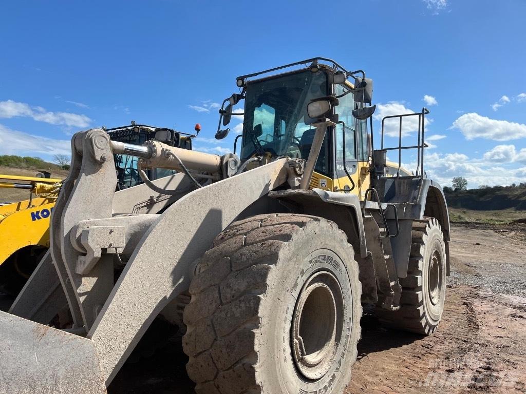 Komatsu WA 470 Incarcator pe pneuri