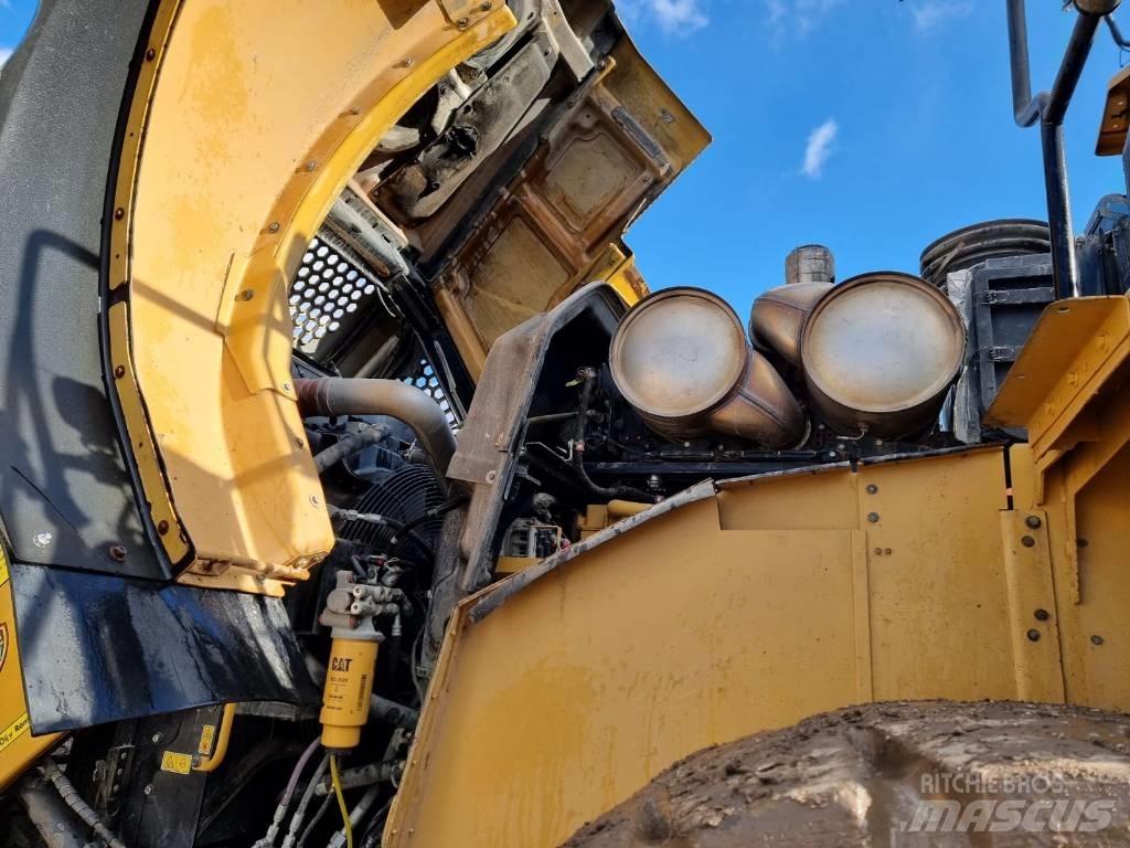CAT 980 M Incarcator pe pneuri