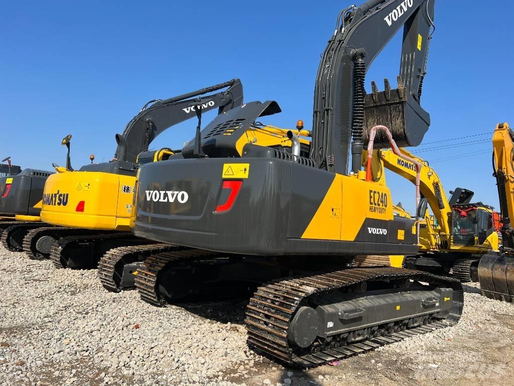 Volvo EC240DL Excavatoare pe șenile
