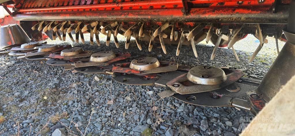 Kuhn FC 313 F Cositoare de iarba cu umidificator