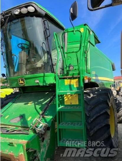 John Deere C 670 Combine de secerat