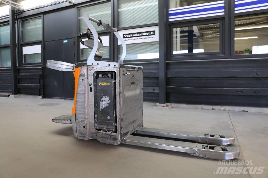 Still EXH-SF20 Transpaleta cu platforma