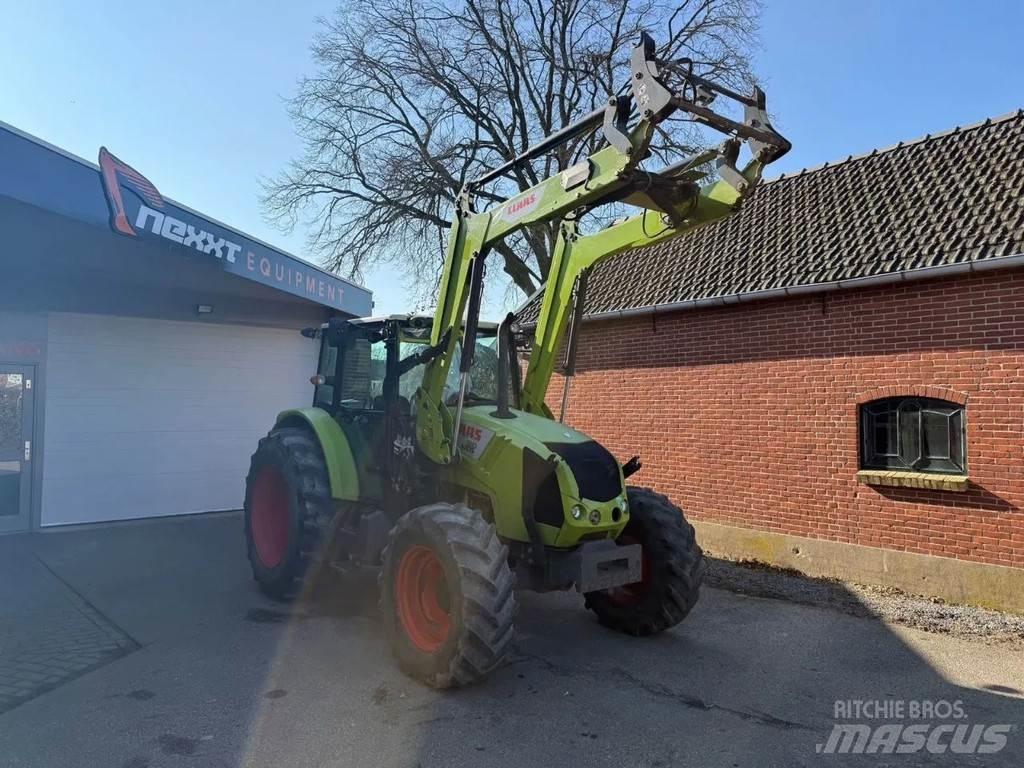 CLAAS Axos 330 Tractoare