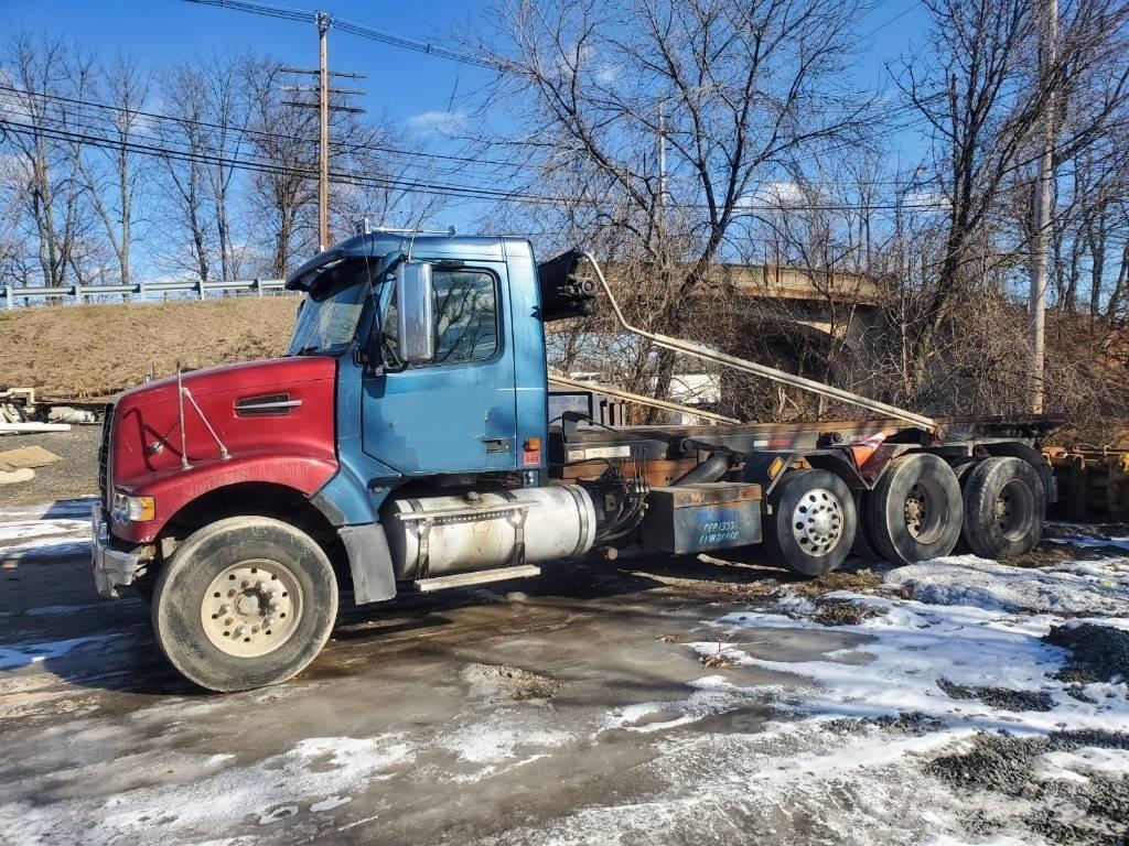 Volvo VHD84F Camioane Demontabile