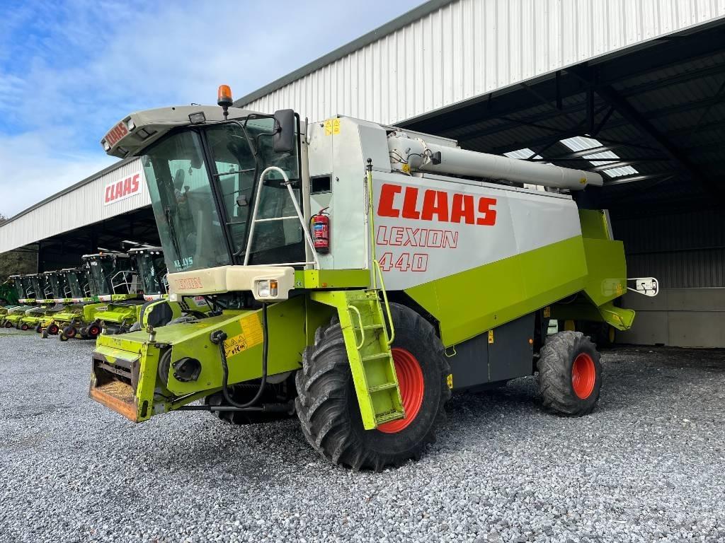 CLAAS Lexion 440 Combine de secerat