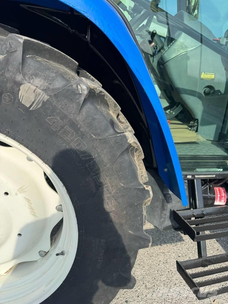 New Holland TL 90 A Tractoare