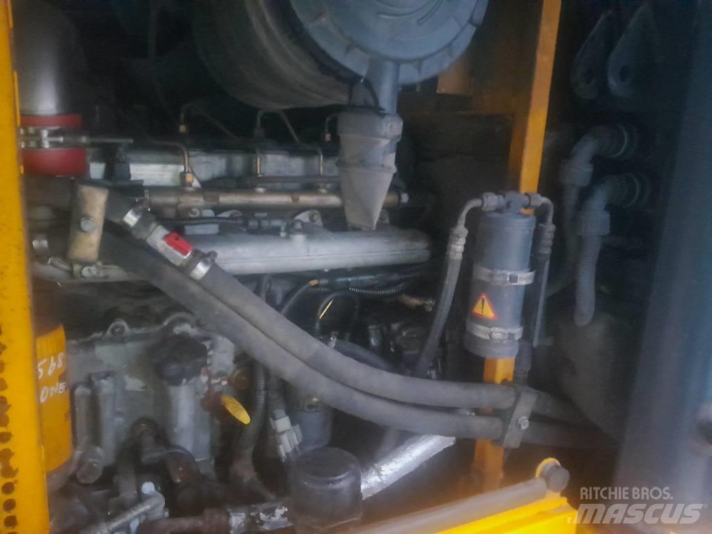 JCB 412 Incarcator pe pneuri