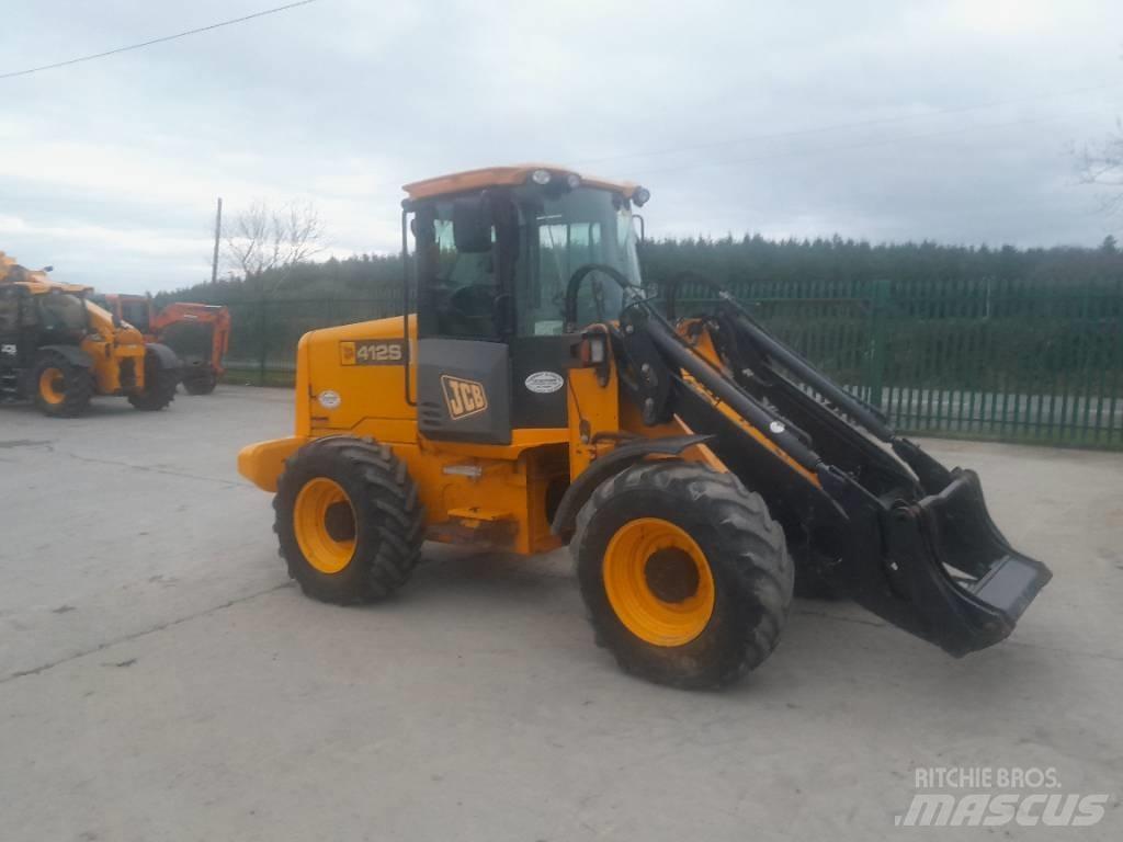 JCB 412 Incarcator pe pneuri