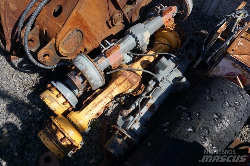 Liebherr Mosty Axe