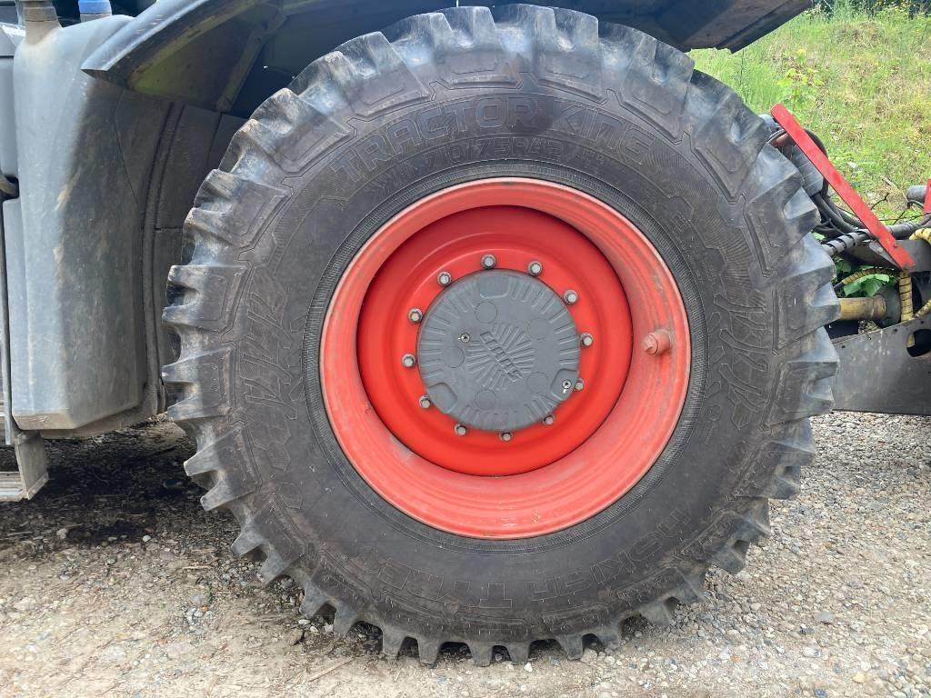 CLAAS XERION 4500 VC Tractoare
