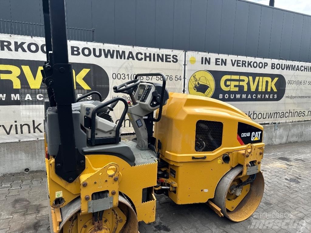 CAT CB 24 B Cilindri compactori dubli
