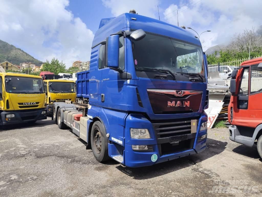 MAN TGX 26.420 Camion cadru container