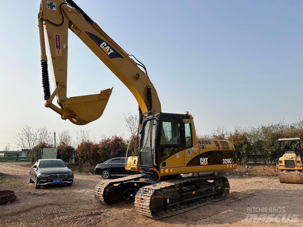 CAT 320 C L Excavatoare pe șenile
