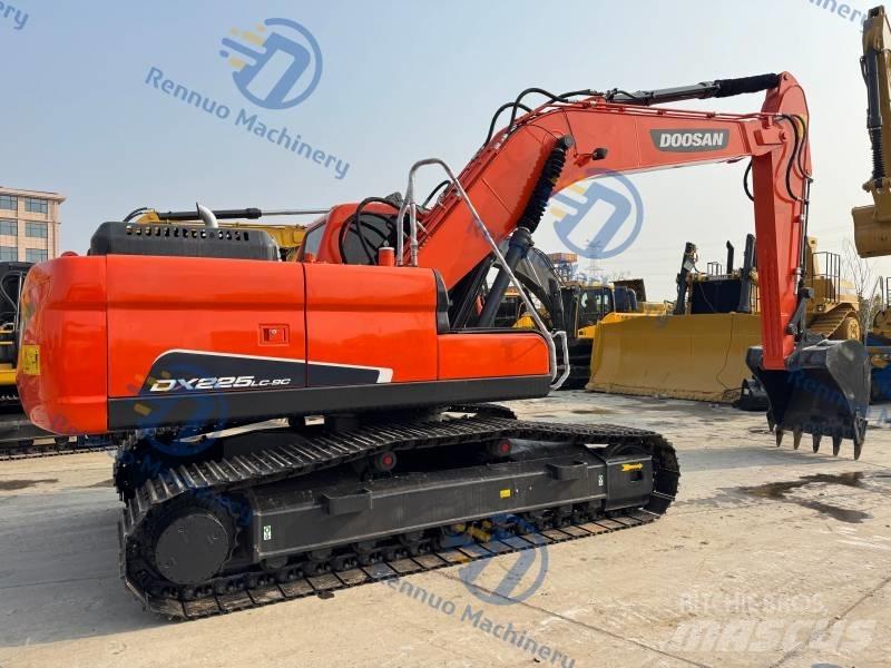Doosan DX 225 LC-9C Excavatoare pe șenile
