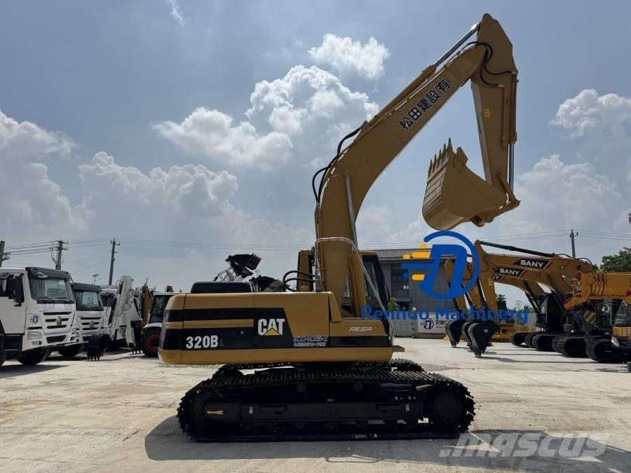 CAT 320 BL Excavatoare pe șenile
