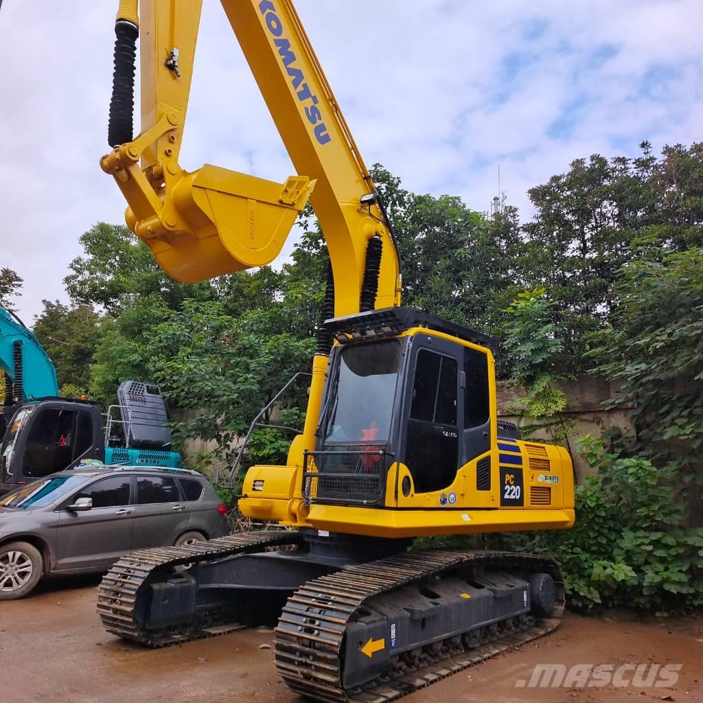 Komatsu PC220-8 Excavatoare pe șenile
