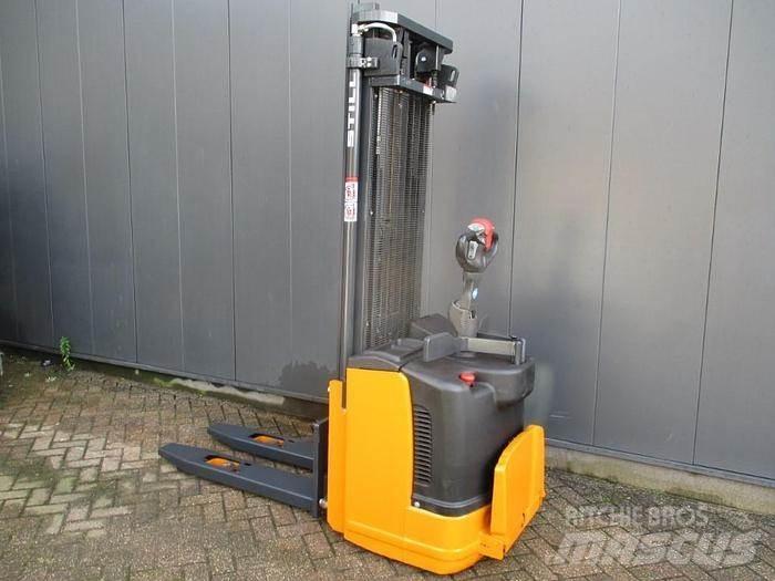 Still EGV S14 Transpaleta manuala