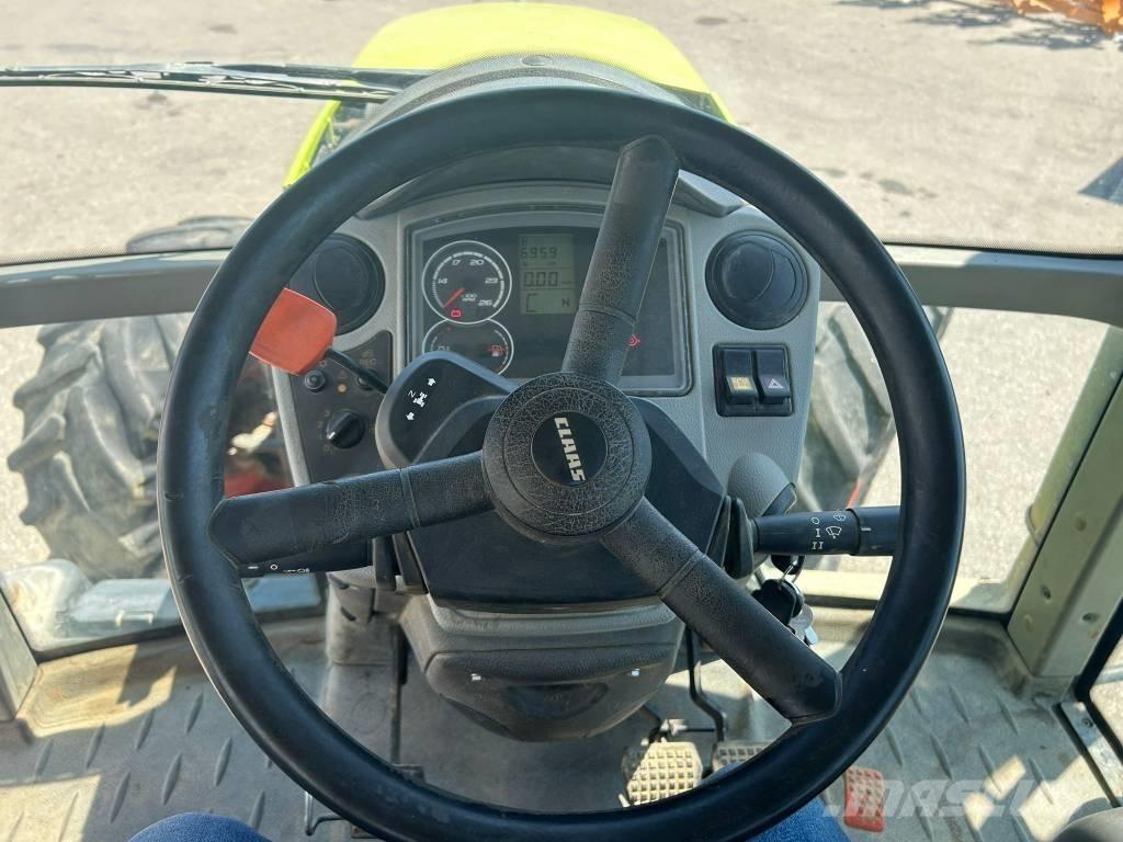 CLAAS Arion 610 C Tractoare