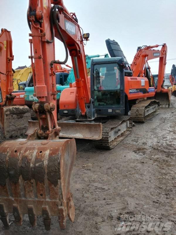 Doosan DH 80 Excavatoare 7t - 12t