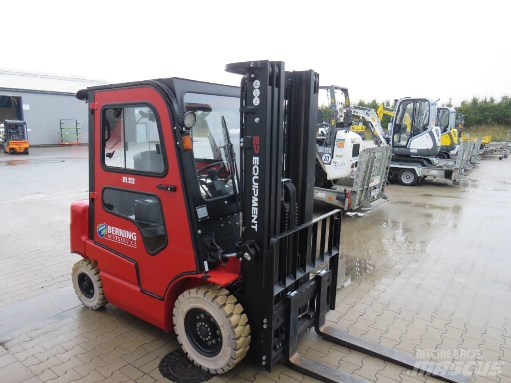 EP EFL252 Stivuitor electric