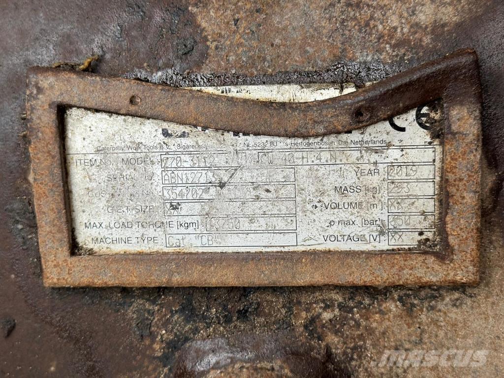 CAT 326F L Excavatoare pe șenile
