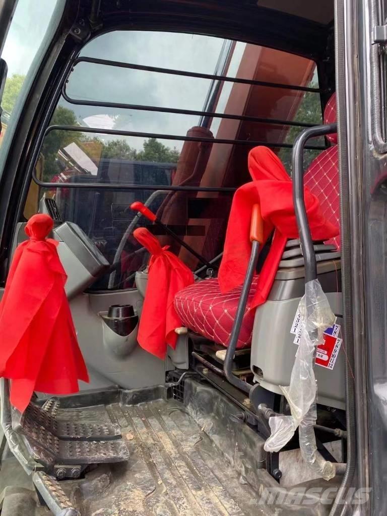 Hitachi Zaxis 70 Excavatoare pe șenile
