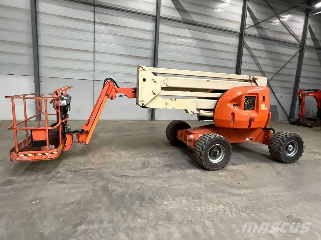 JLG 450 AJ Nacele cu brat articulat