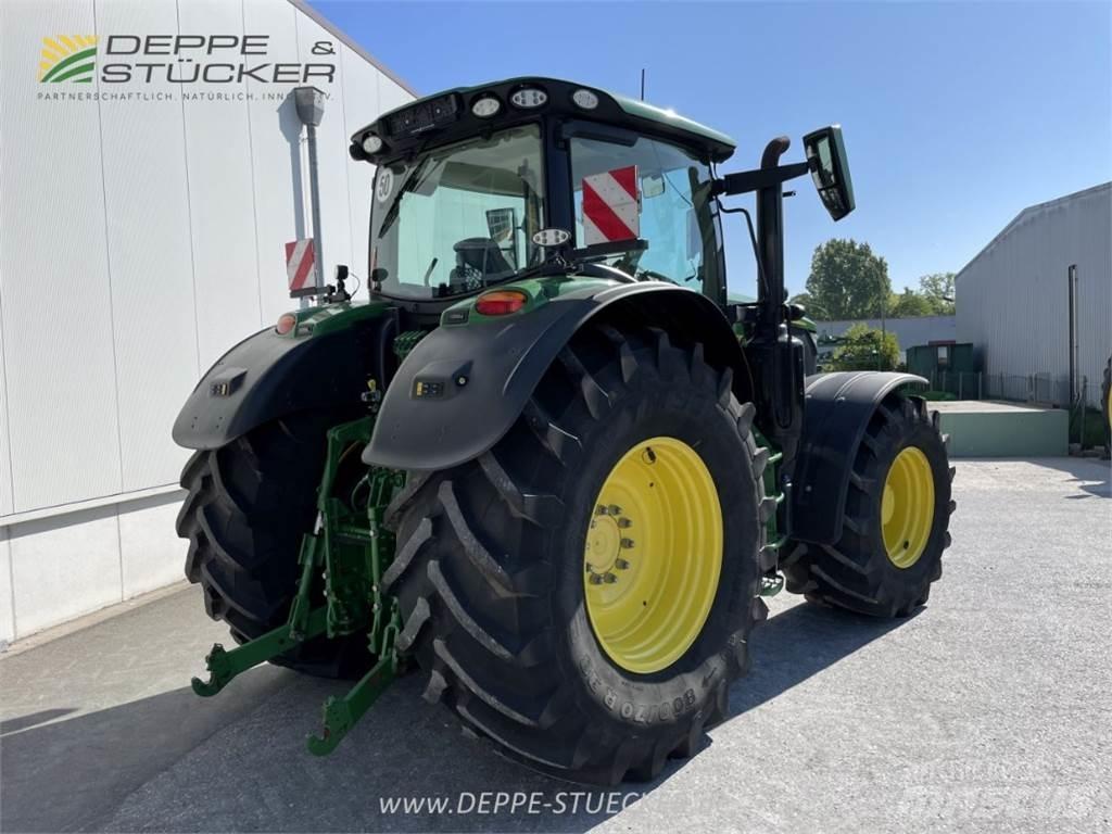 John Deere 6R 195 Tractoare