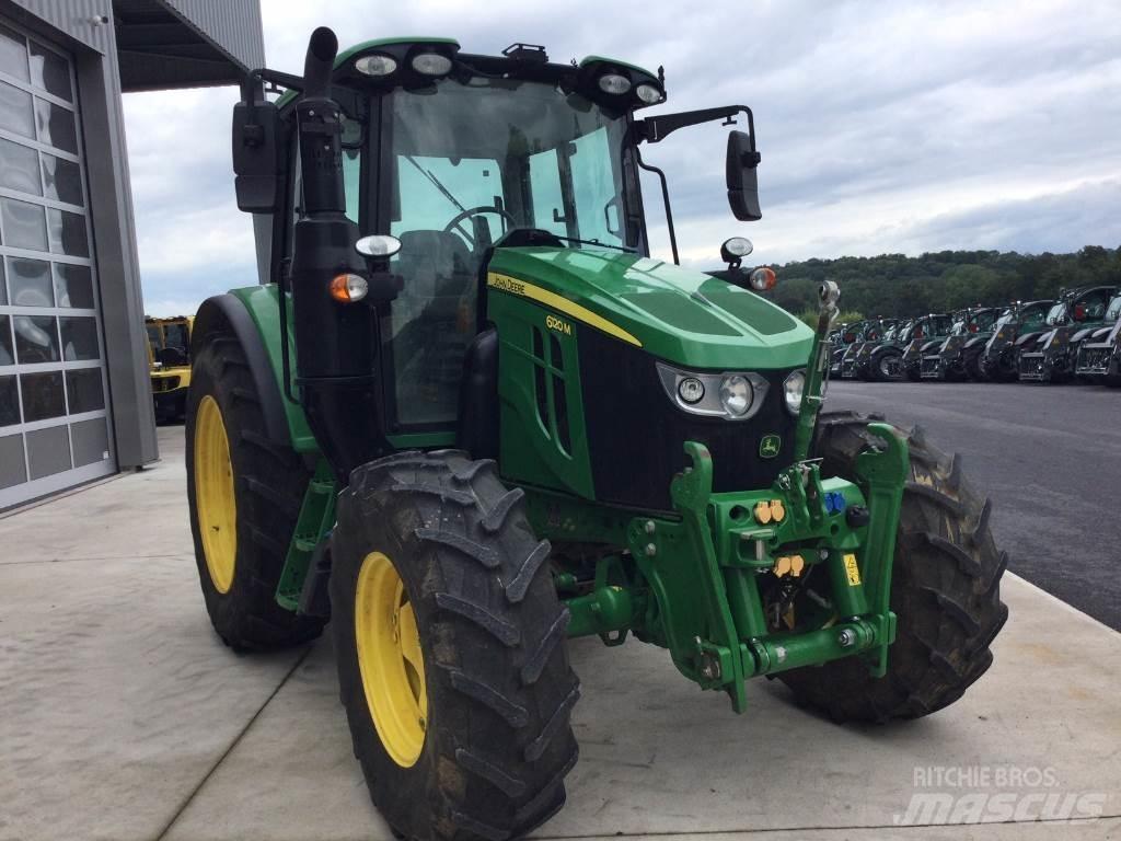 John Deere 6120M Tractoare