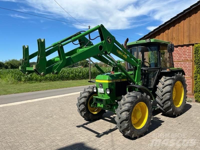 John Deere 2140 Tractoare
