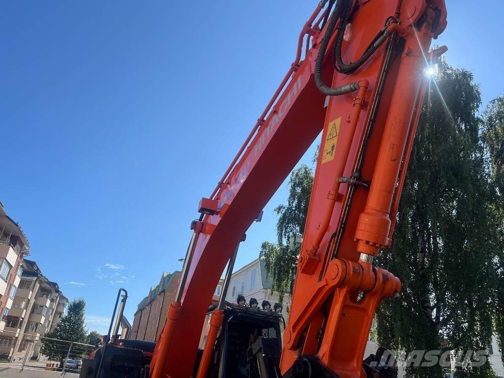Hitachi ZX 210 LC-5B Excavatoare pe șenile
