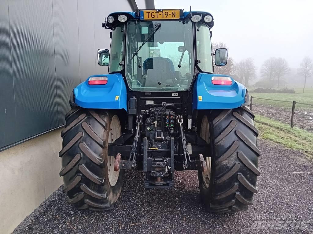 New Holland T 5.105 Tractoare