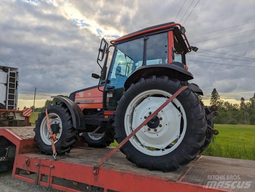 Valtra Valmet 700 Tractoare