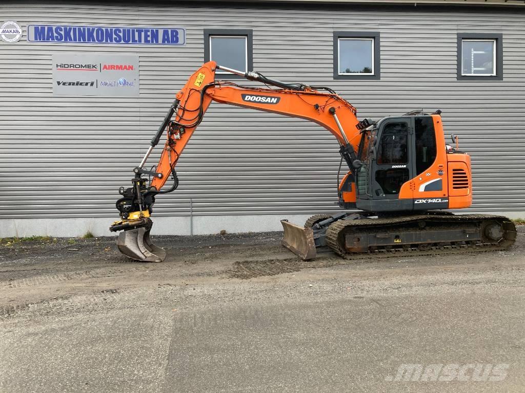 Doosan DX 140 LCR Excavatoare pe șenile
