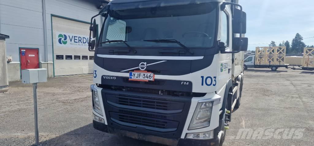 Volvo FM 330 Camion de deseuri