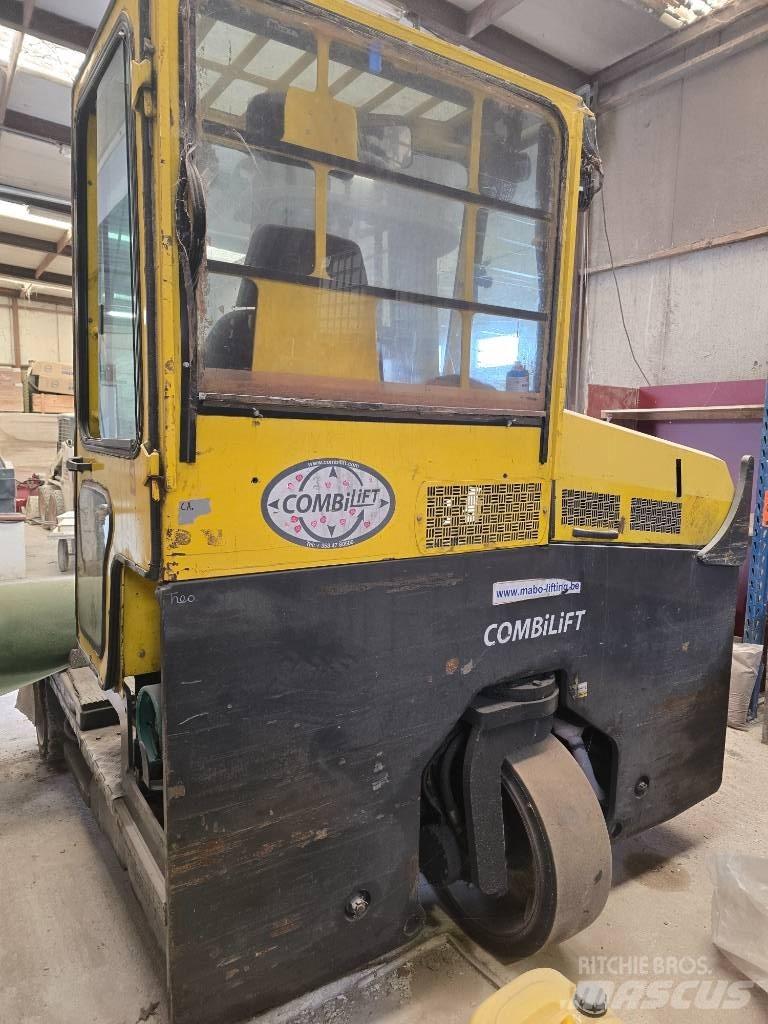 Combilift C4000LPG Stivuitoare cu patru brate