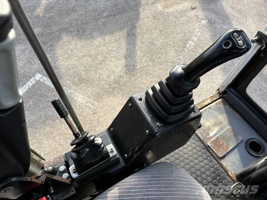 Terex MHL 320 Paleta de manipulare