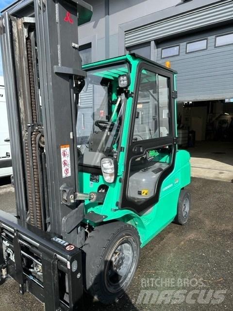 Mitsubishi FD30N Stivuitor diesel