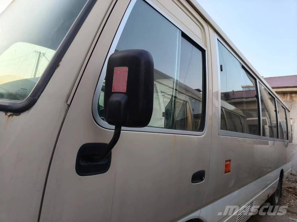 Toyota Coaster Bus Mini autobuze