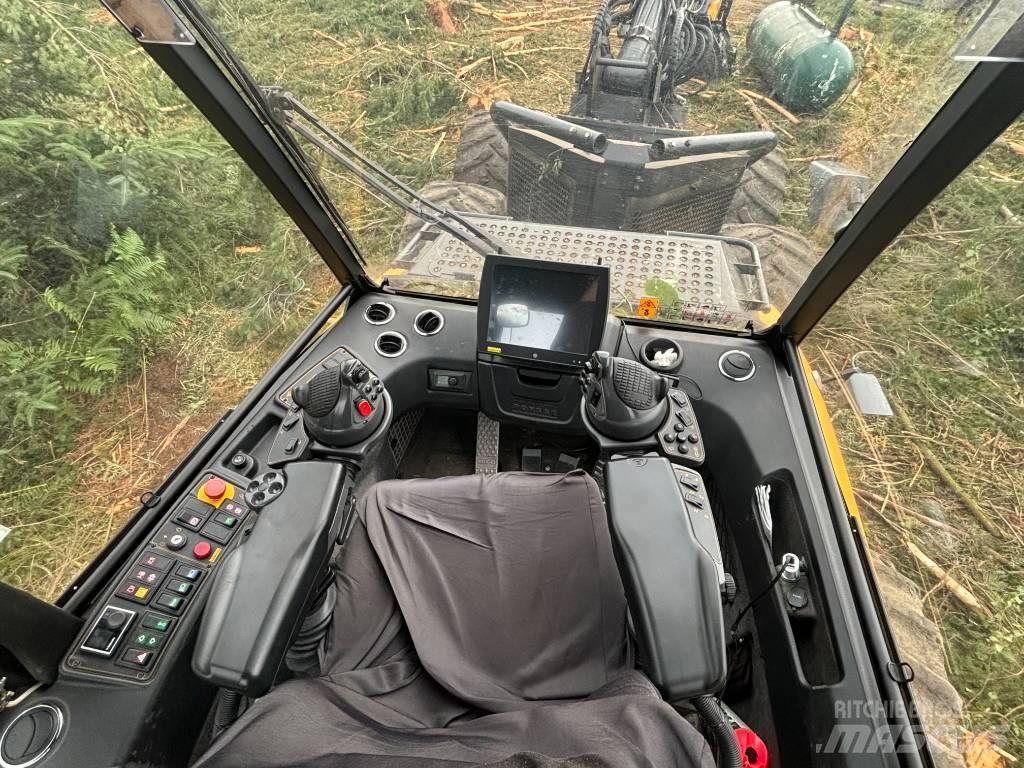 Ponsse Ergo 8W Combine forestiere