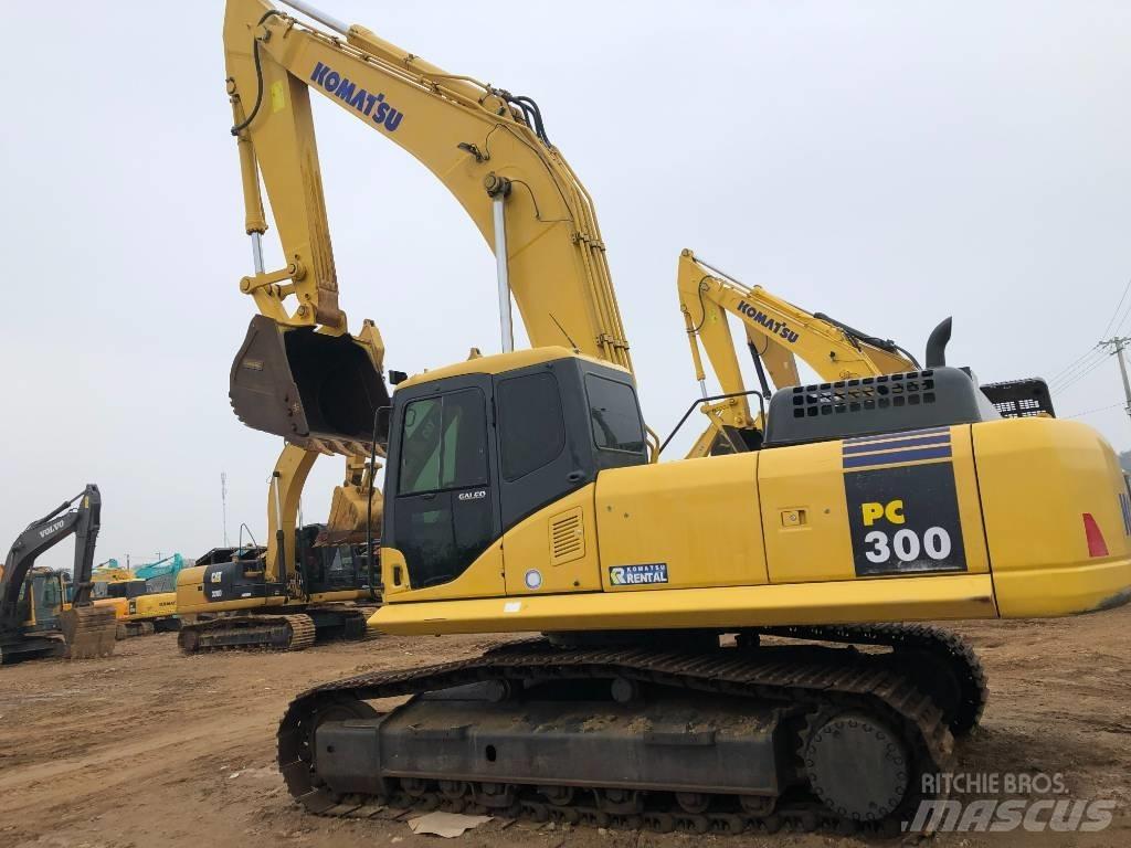 Komatsu 300 -7 Excavatoare pe șenile
